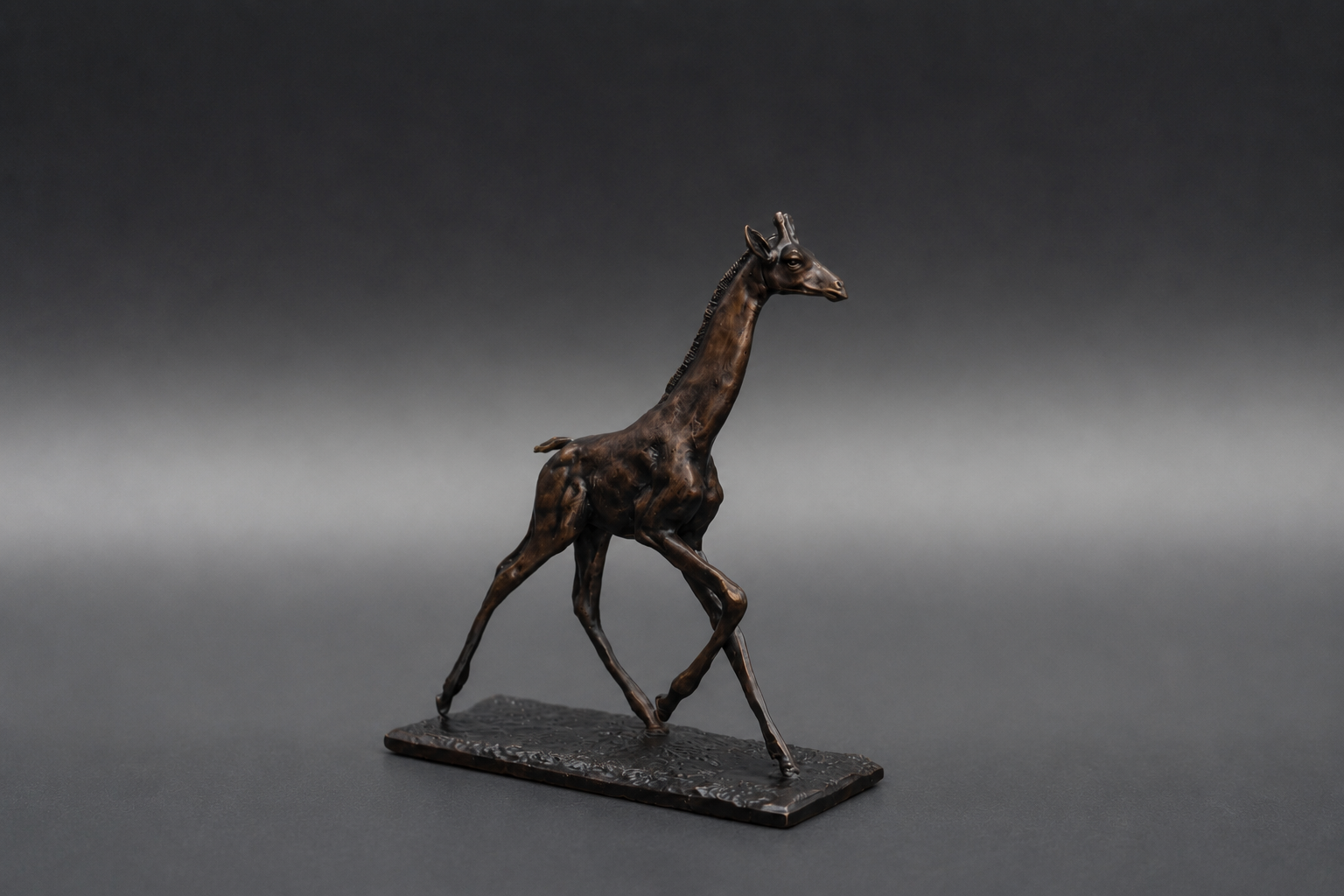 Medium Bronze Giraffe